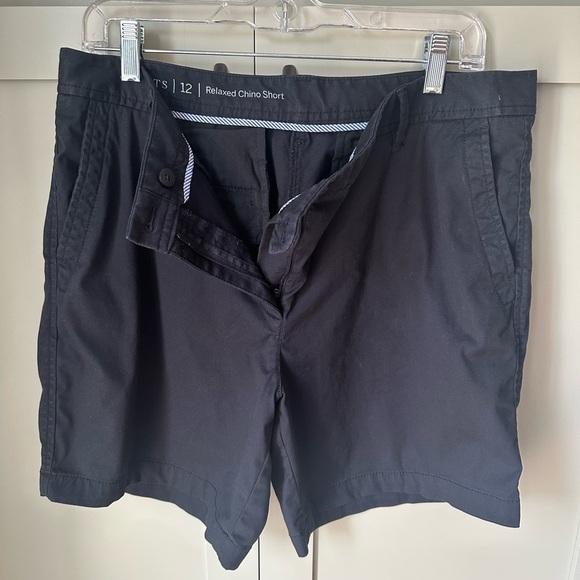 Talbots Pants - EUC TALBOTS Black Relaxed Chino Shorts Sz 12. No flaws, just too big for me.